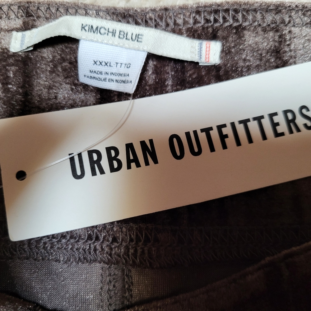 NWT Urban Outfitters Kimchi Blue 'Andie' Velvet Brown Wide Leg Pants - Size XXXL - Picture 5 of 8